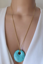 Charger l'image dans la galerie, Collier Blue howlite
