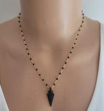 Charger l'image dans la galerie, Collier Black arrow
